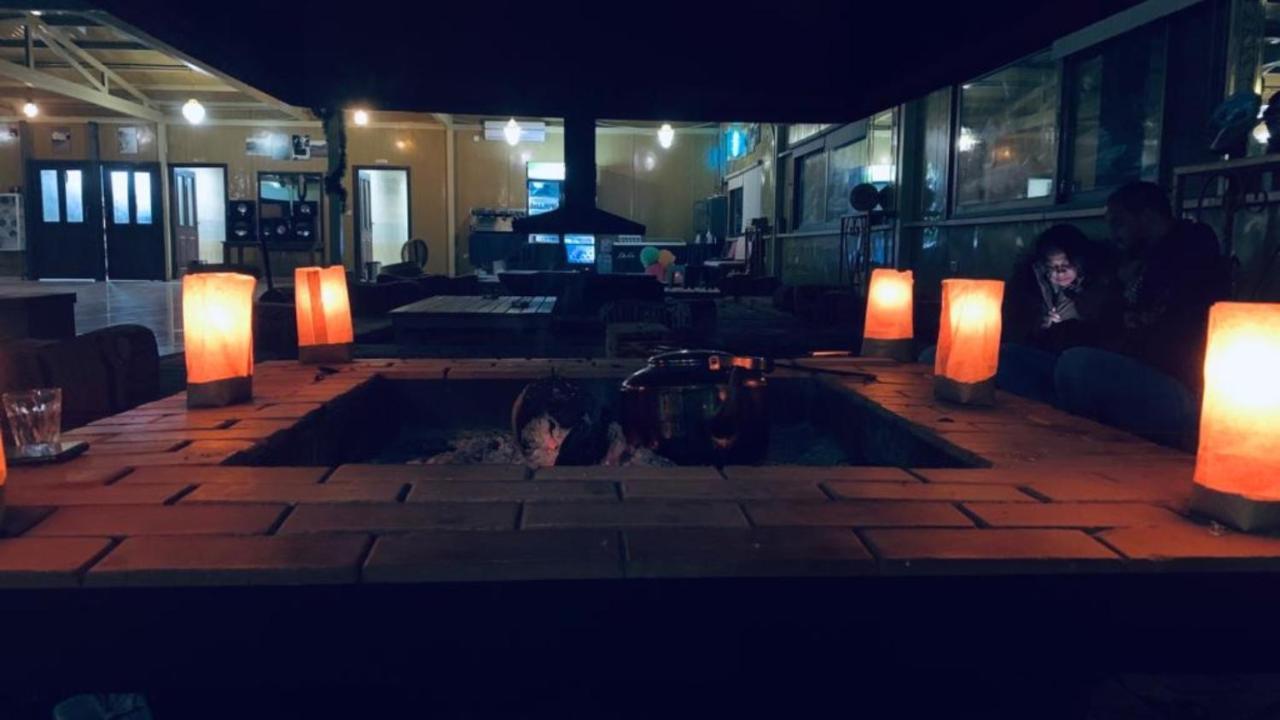 Al Sultana Luxury Camp Villa Wadi Rum Ngoại thất bức ảnh
