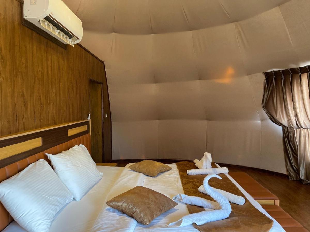 Al Sultana Luxury Camp Villa Wadi Rum Ngoại thất bức ảnh
