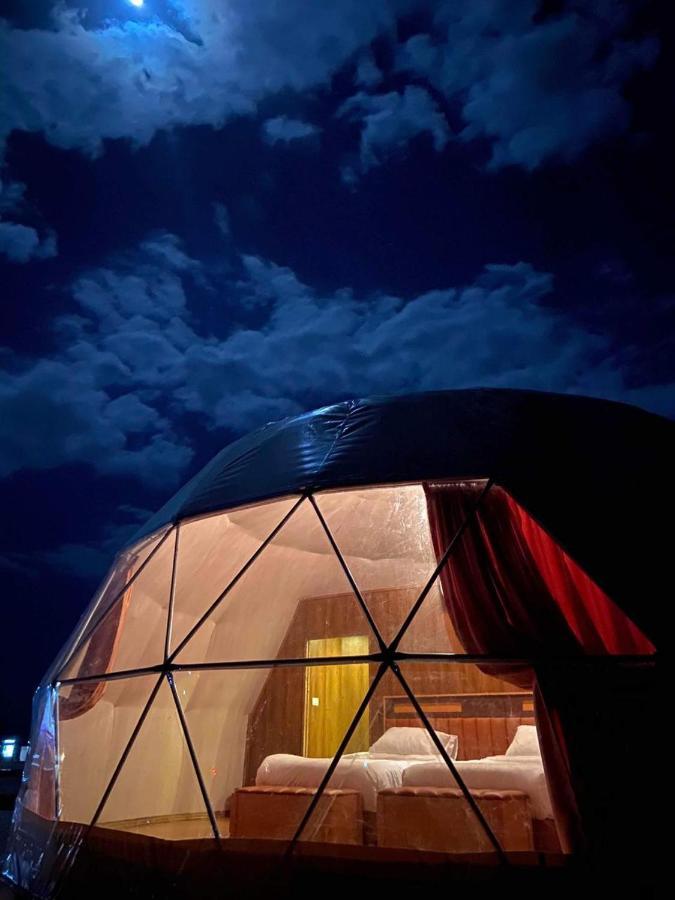 Al Sultana Luxury Camp Villa Wadi Rum Ngoại thất bức ảnh